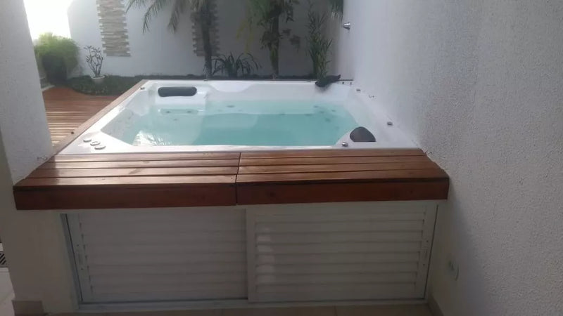 Spa Com Hidro Quadrado 30 jatos