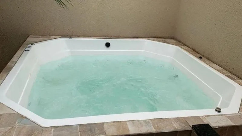 Spa Quadrado Charlote Completo com Hidro em Fibra