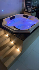 Spa Com Hidro Baby Aquecedor digital e kit Cromoterapia - Fabrica Das Banheiras