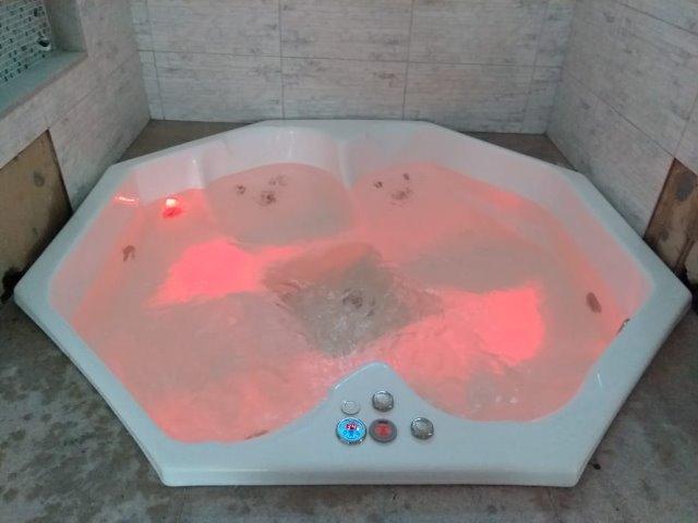 Spa Com Hidro Sextavado Para 4 Pessoas