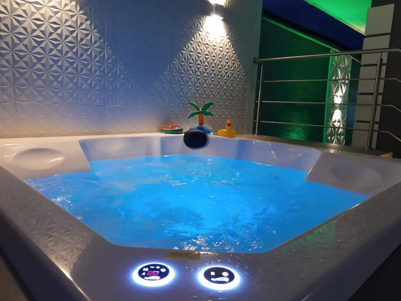 Spa Com Hidro Jatos De Hidromassagem C/ Base Autoportante Venezza